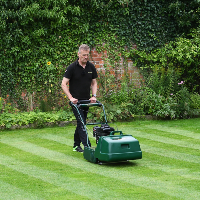 Allett Kensington 20B 20" Self Propelled Cylinder Mower | Cylinder Lawn ...